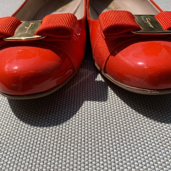 Ferragamo ballet flats in orange - Picture 5 of 7